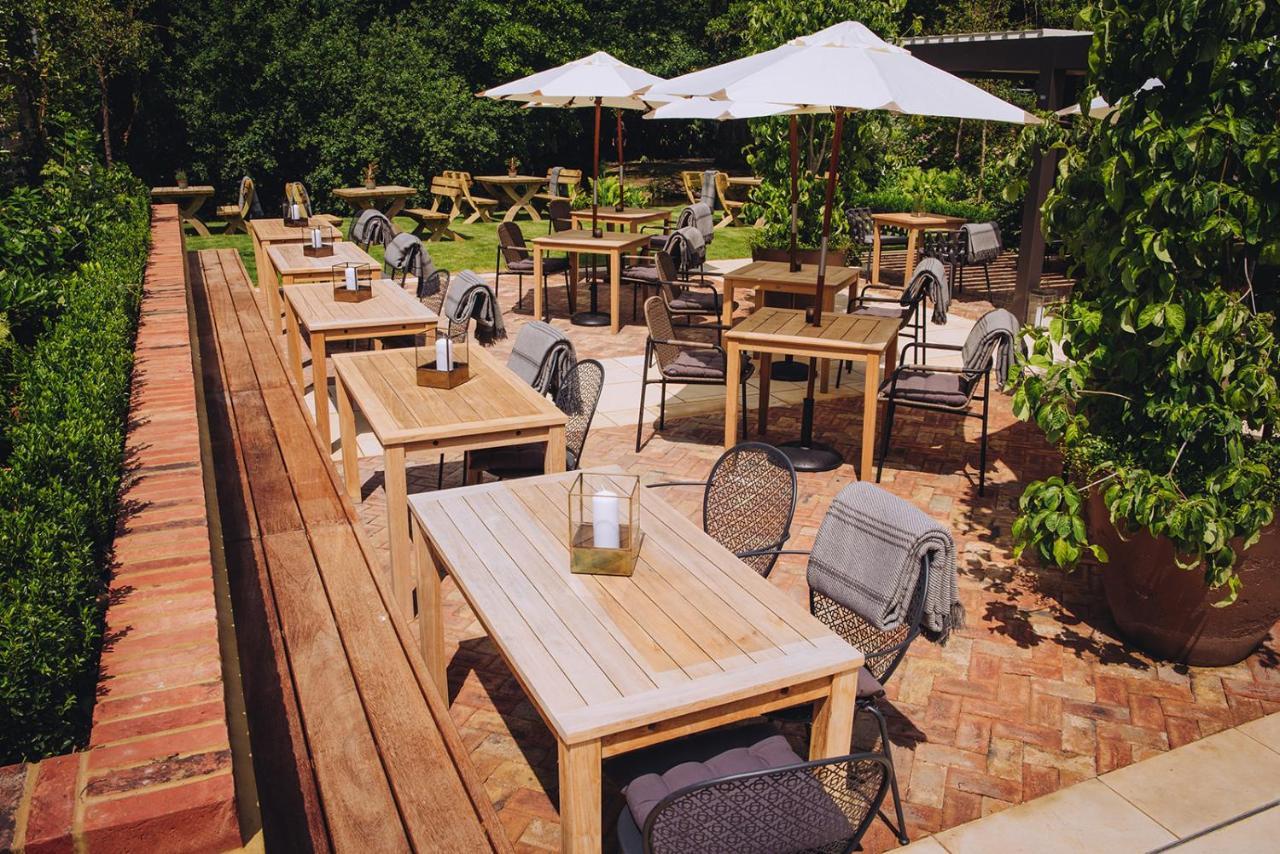 The Drummond At Albury Guildford Exteriör bild