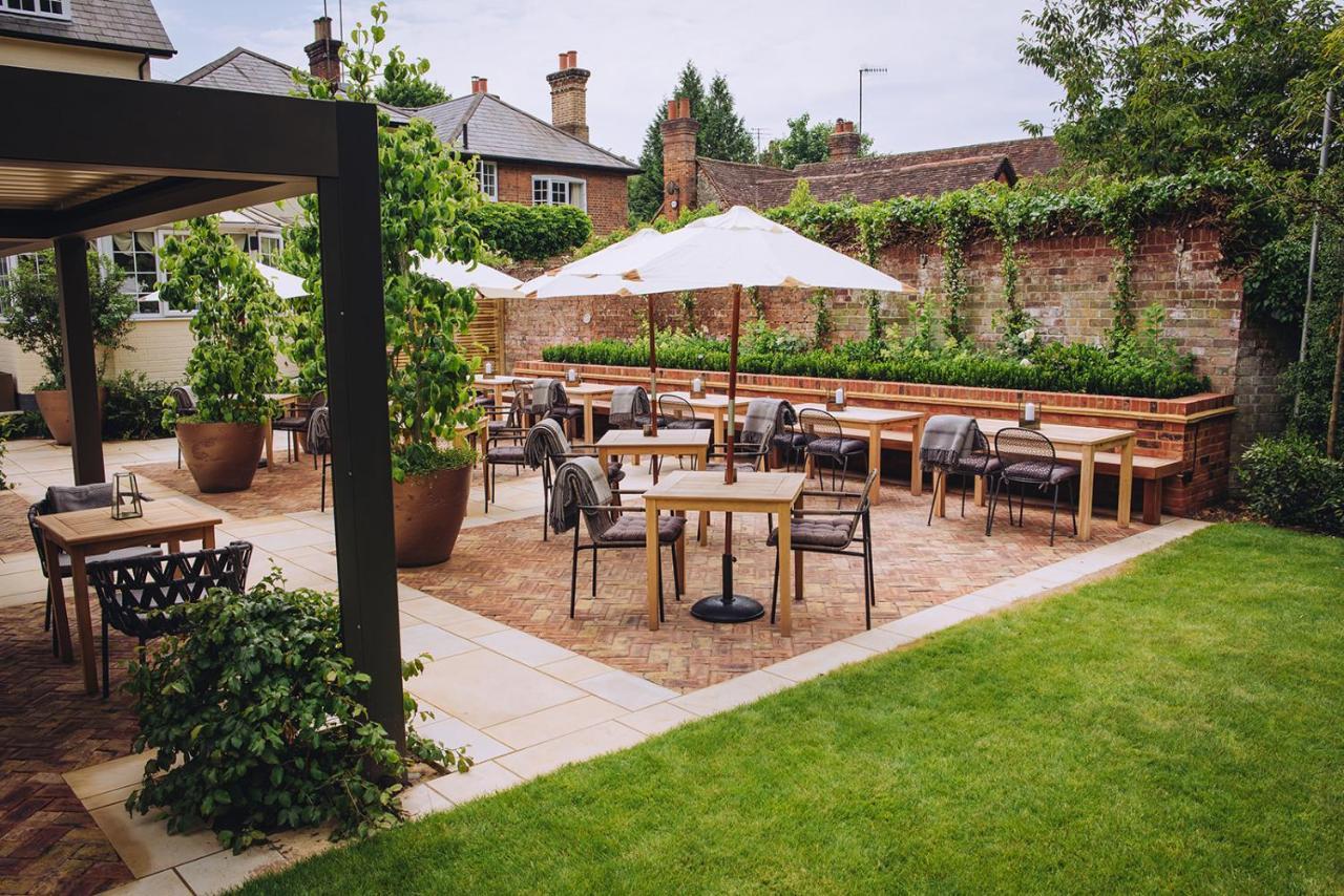 The Drummond At Albury Guildford Exteriör bild